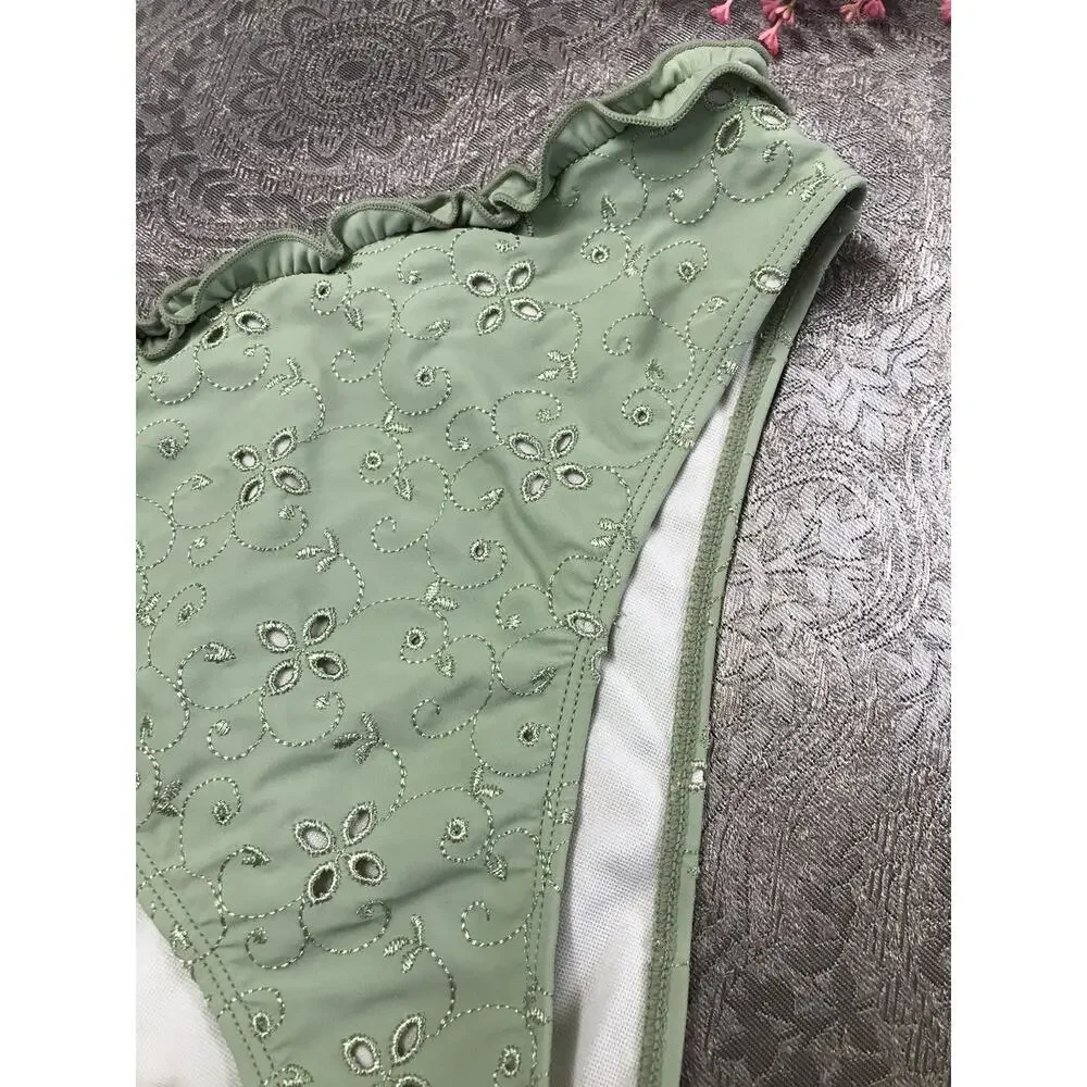 VGT Nasty Gal COLLECTIO Women's 4 Bikini Bottom GREEN EMBROIDERY Cheeky Swimwear